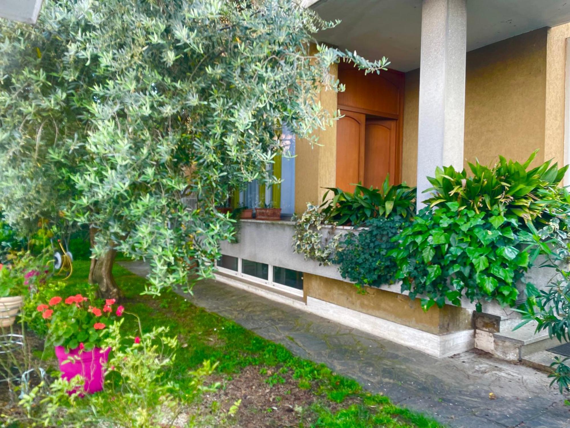 Appartamento Tra Monza E Milano Muggiò Exteriér fotografie